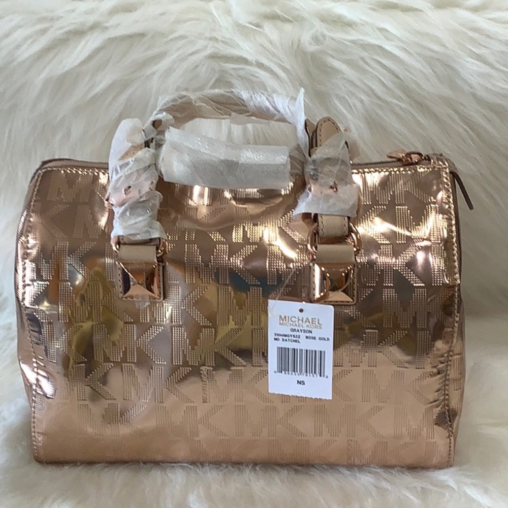 NEW Michael Kors
Grayson Medium Mirror Metallic - Rose Gold Leather Satchel - Picture 3 of 15